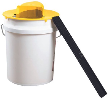 Trampa de Ratas con Cubo 17L