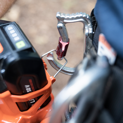 Motosierra de poda a bater�a ECHO DCS-2500T PRO 56 V, espada 25 cm, sin bater�a ni cargador